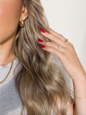 Luxy 20" Seamless Dimensional Natural Blonde Volume Clip-Ins Extensions (180g)